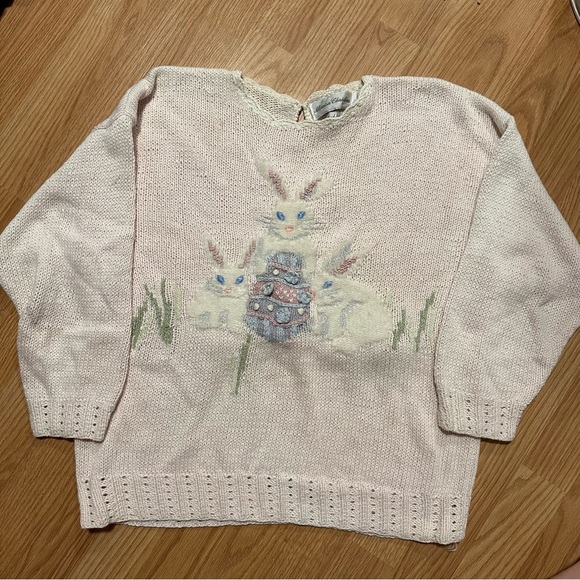 Hand knit pastel pink bunny sweater Easter egg feature 3/4 length sleeves medium - Picture 1 of 9